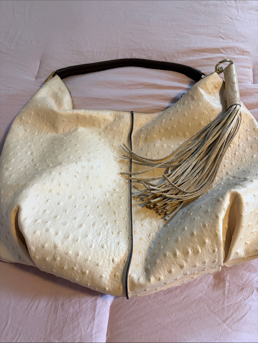 Cream Ostrich-Effect Tassel Hobo Bag
Gilli